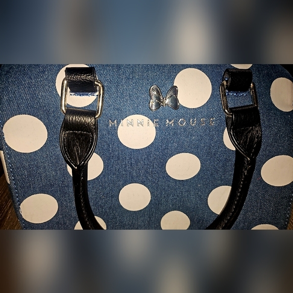 Disney Loungefly Minnie Mouse Denim Polka Dot Purse With Matching Zip Wallet - Picture 11 of 13